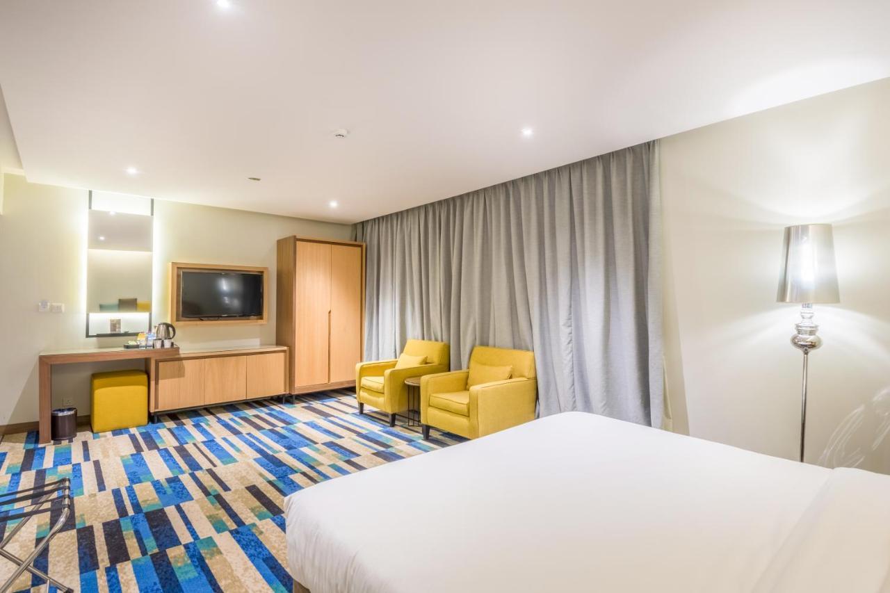 Ewaa Express Hotel - Al Olaya Riyad Extérieur photo