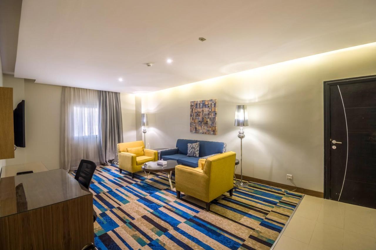 Ewaa Express Hotel - Al Olaya Riyad Extérieur photo